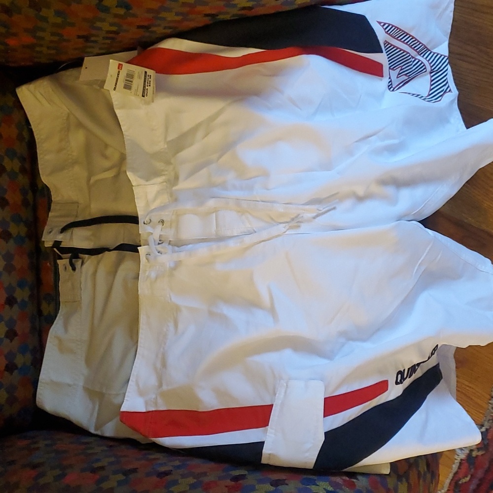 BUNDLE new with tags Quicksilver boardshorts